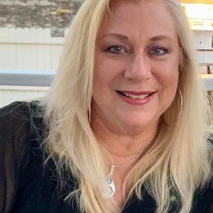 Meet your Posher, Diane